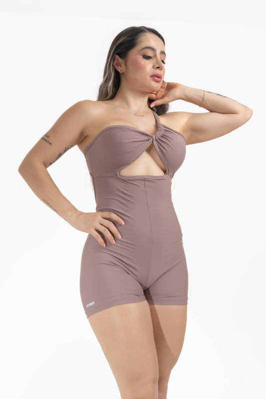 Enterizo Corto Beige